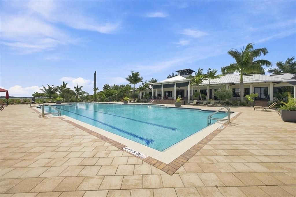For Rent: $2,475 (2 beds, 2 baths, 1255 Square Feet)