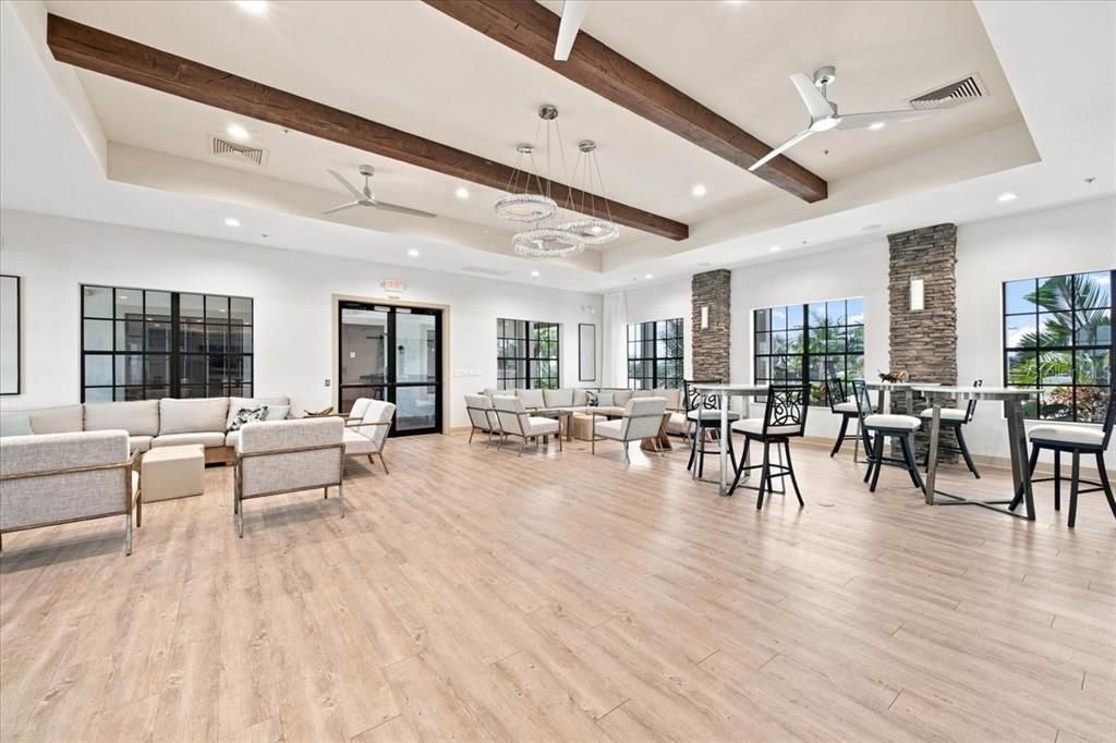 For Rent: $2,475 (2 beds, 2 baths, 1255 Square Feet)