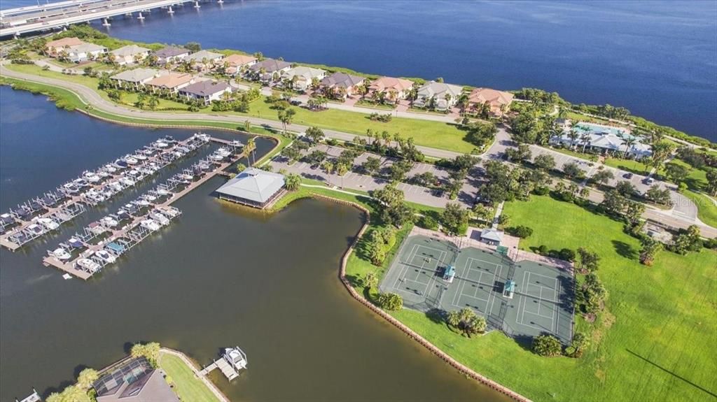 For Rent: $2,475 (2 beds, 2 baths, 1255 Square Feet)
