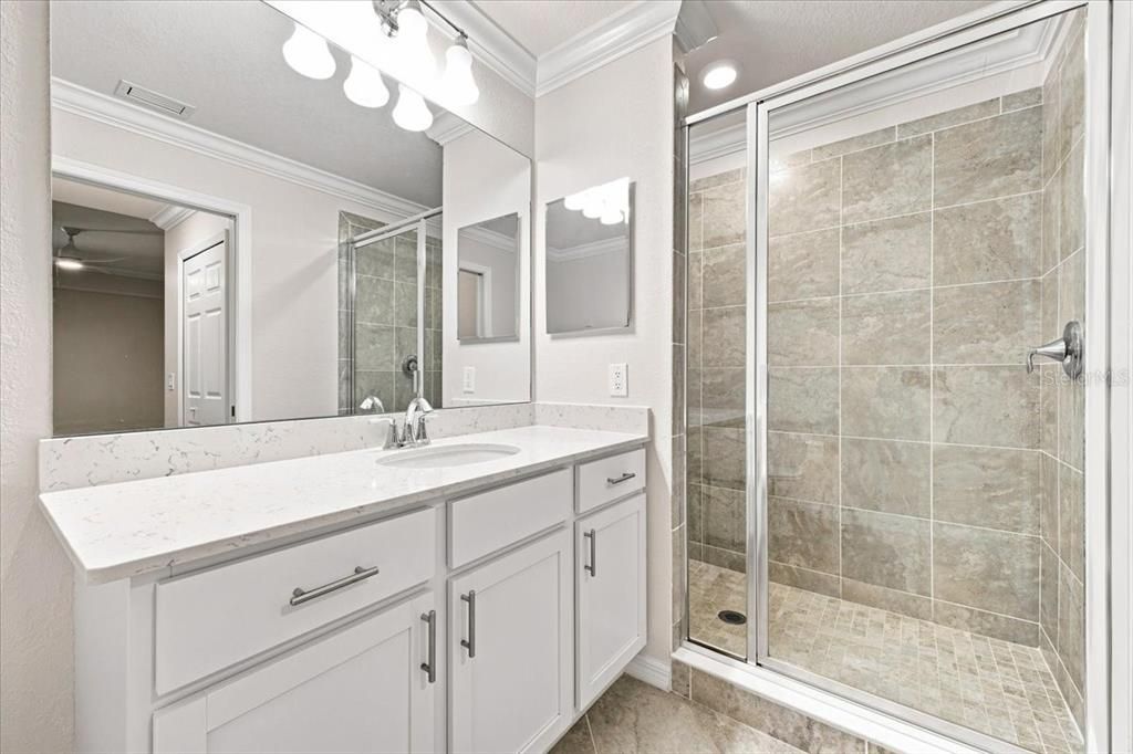 For Rent: $2,475 (2 beds, 2 baths, 1255 Square Feet)