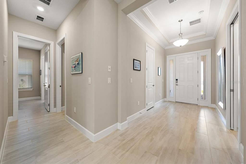 For Sale: $625,000 (3 beds, 3 baths, 2335 Square Feet)