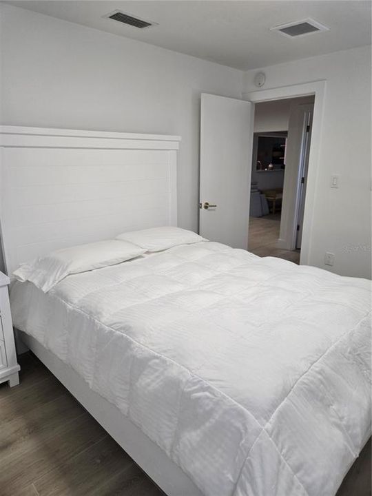 For Rent: $6,500 (22527 beds, 2 baths, 1669 Square Feet)