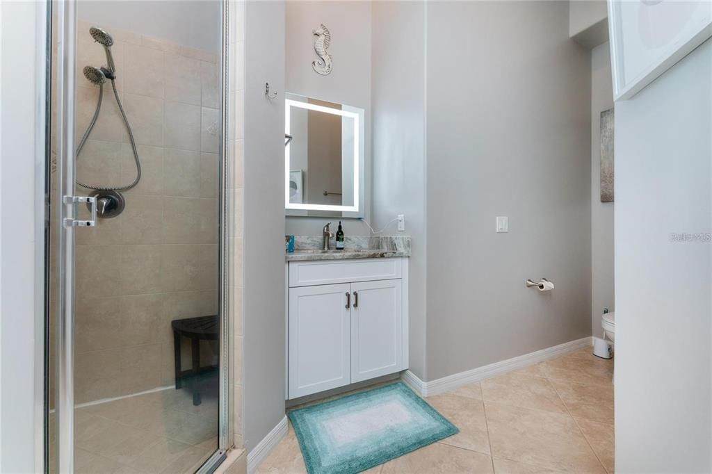 For Rent: $2,400 (3 beds, 2 baths, 1765 Square Feet)