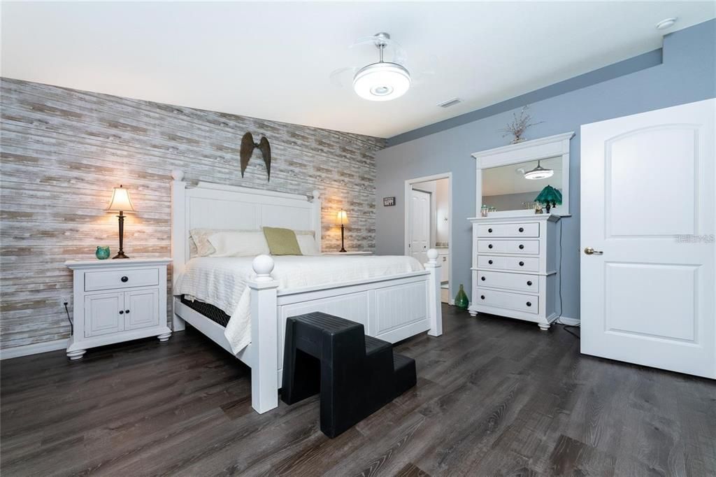 For Rent: $2,400 (3 beds, 2 baths, 1765 Square Feet)
