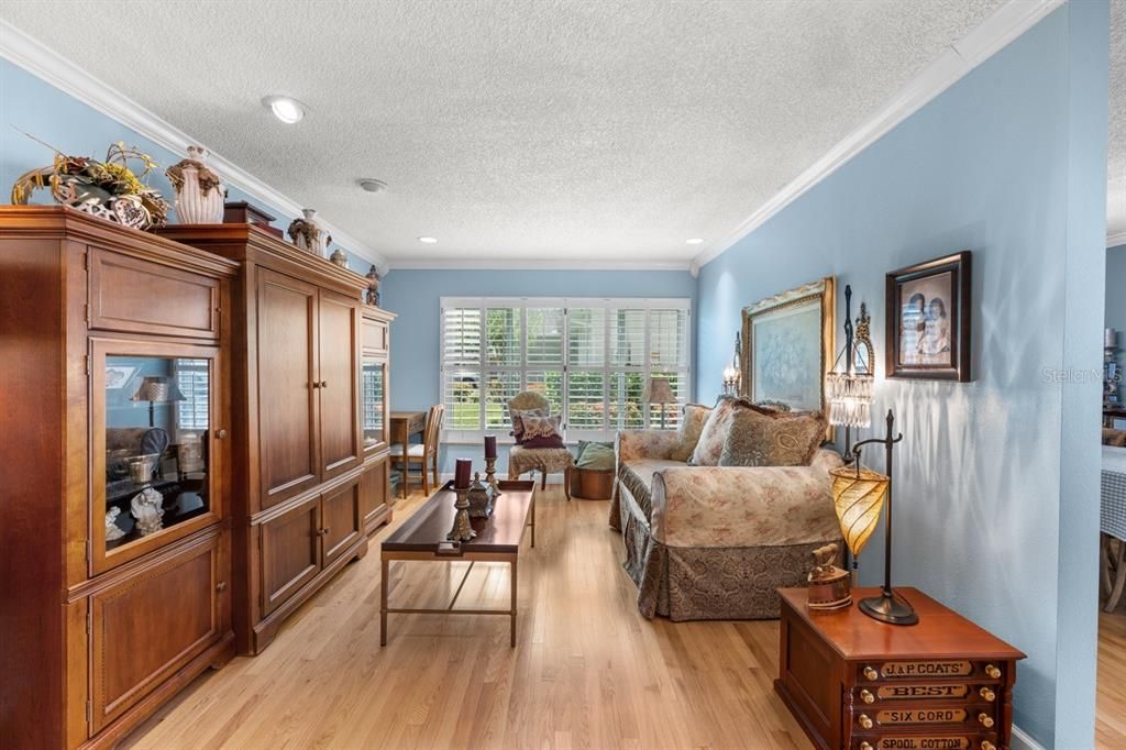 For Sale: $480,000 (3 beds, 2 baths, 1794 Square Feet)