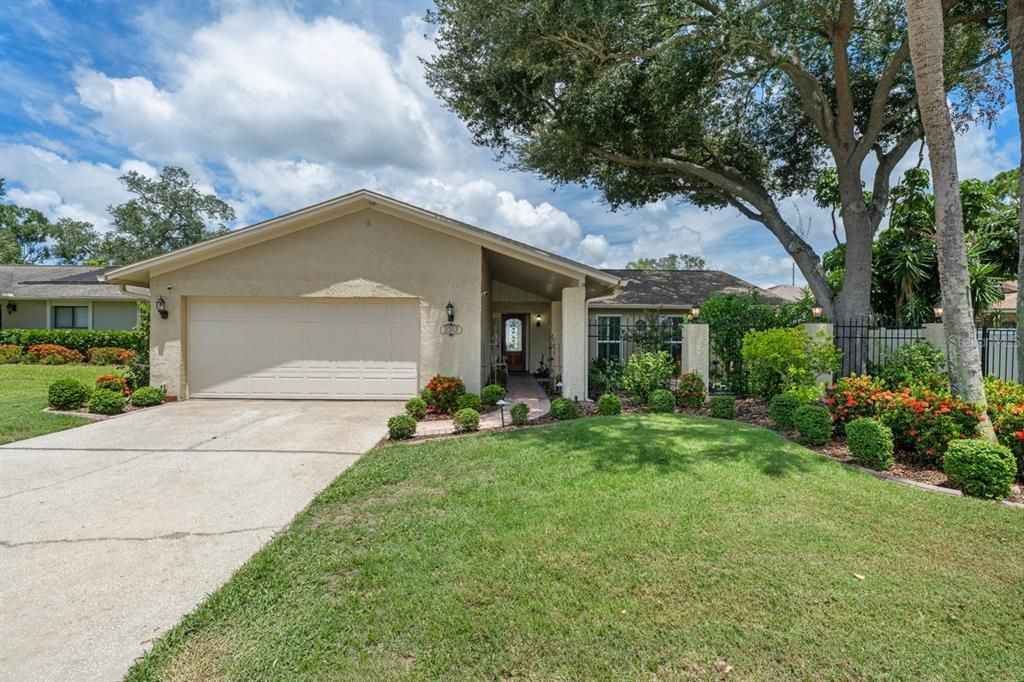 For Sale: $480,000 (3 beds, 2 baths, 1794 Square Feet)