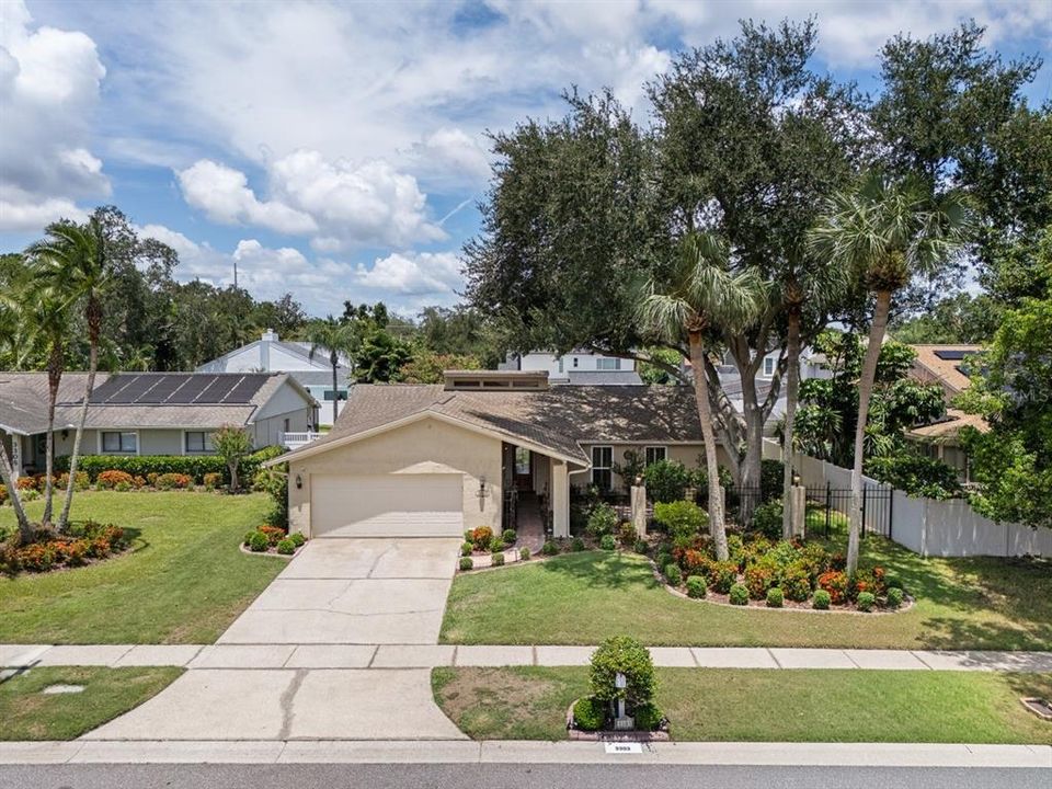 For Sale: $480,000 (3 beds, 2 baths, 1794 Square Feet)