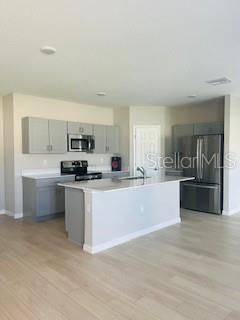 For Rent: $2,350 (4 beds, 2 baths, 2178 Square Feet)
