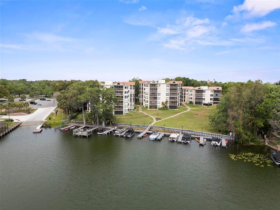 Activo con contrato: $635,000 (2 camas, 2 baños, 1203 Pies cuadrados)