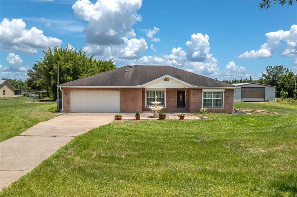 For Sale: $425,000 (2 beds, 2 baths, 1542 Square Feet)