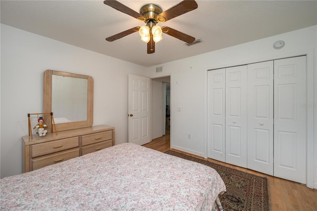 For Sale: $425,000 (2 beds, 2 baths, 1542 Square Feet)