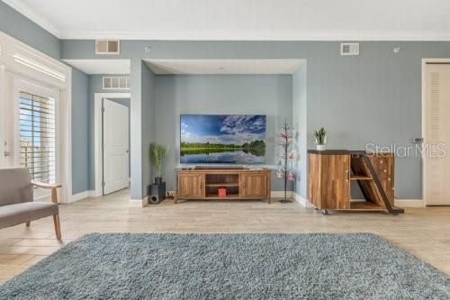 На продажу: $360,000 (2 спален, 2 ванн, 1435 Квадратных фут)