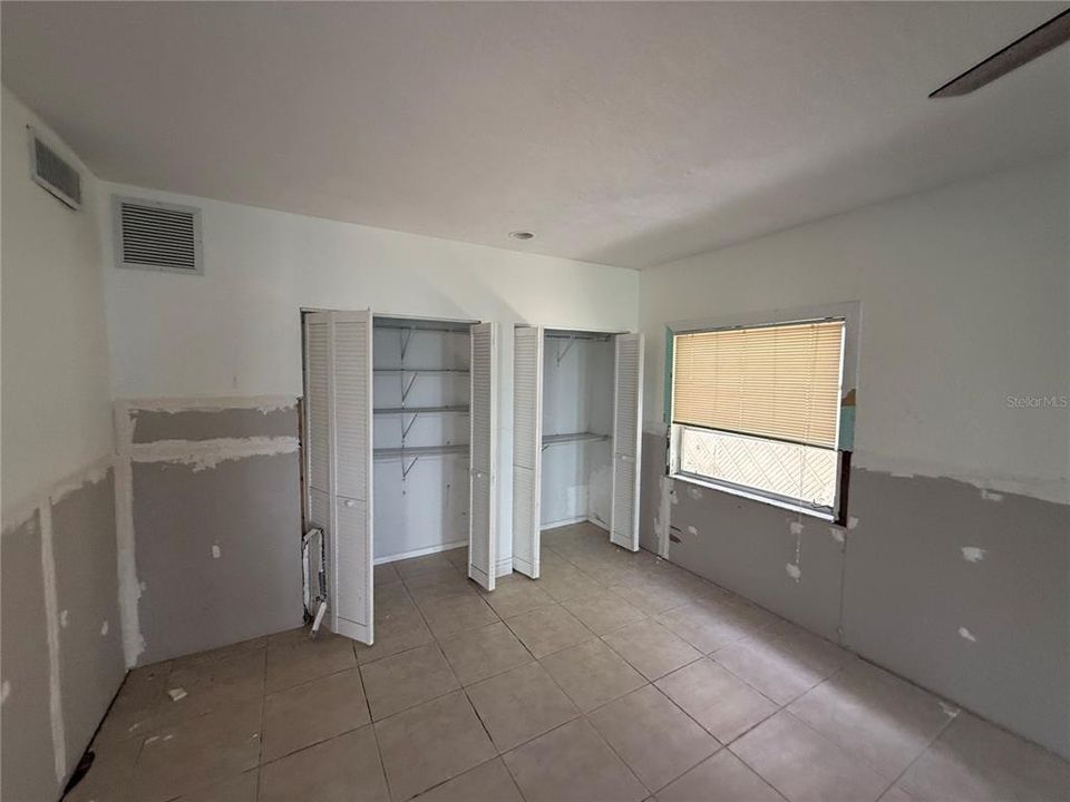 En Venta: $620,000 (3 camas, 2 baños, 2550 Pies cuadrados)