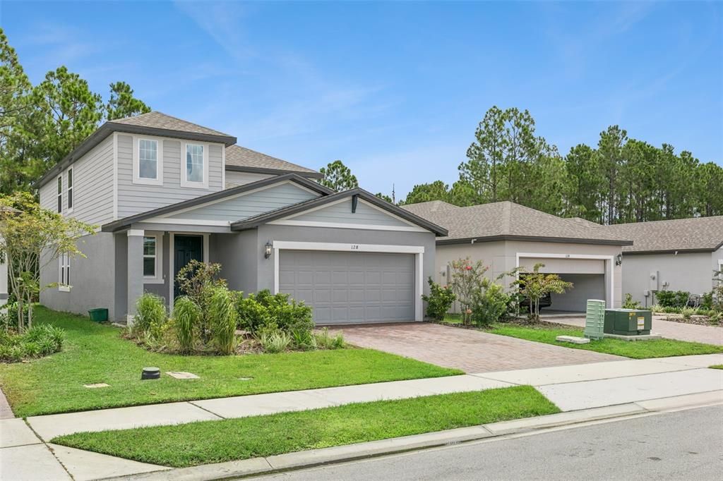 For Sale: $420,000 (4 beds, 2 baths, 2360 Square Feet)