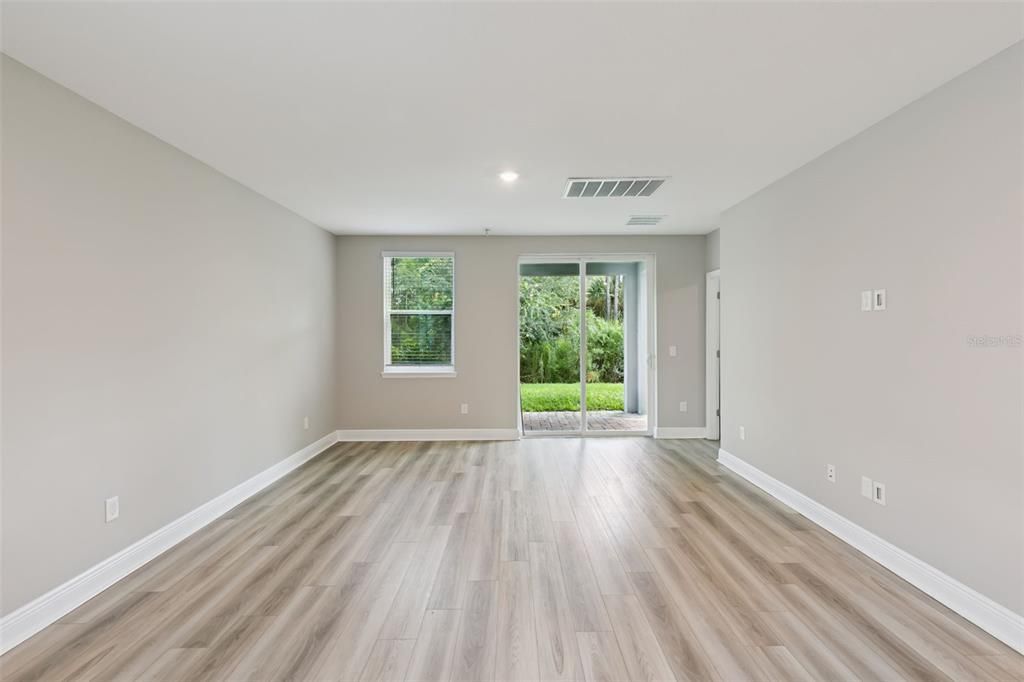 For Sale: $420,000 (4 beds, 2 baths, 2360 Square Feet)