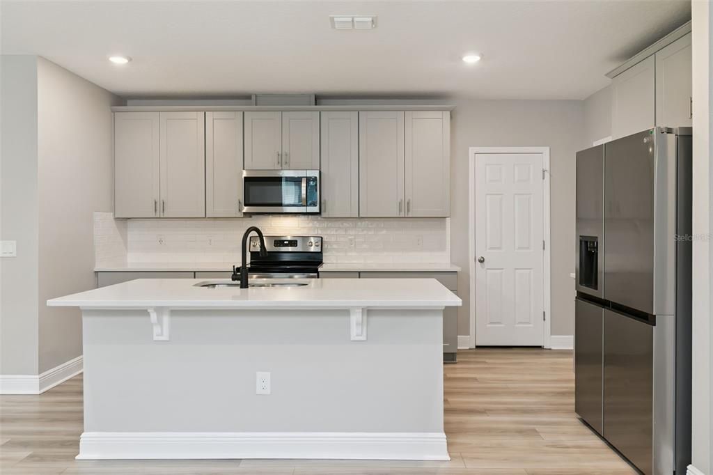 For Sale: $420,000 (4 beds, 2 baths, 2360 Square Feet)