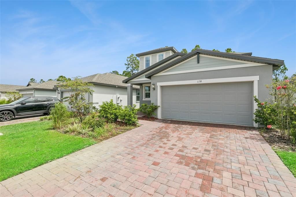 For Sale: $420,000 (4 beds, 2 baths, 2360 Square Feet)