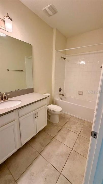 For Rent: $2,900 (3 beds, 2 baths, 2068 Square Feet)