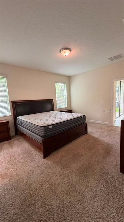 For Rent: $2,900 (3 beds, 2 baths, 2068 Square Feet)