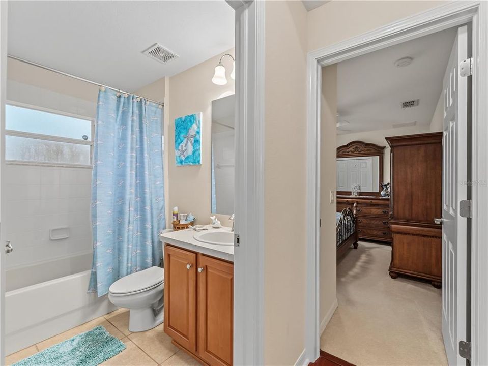For Sale: $310,000 (3 beds, 2 baths, 1716 Square Feet)