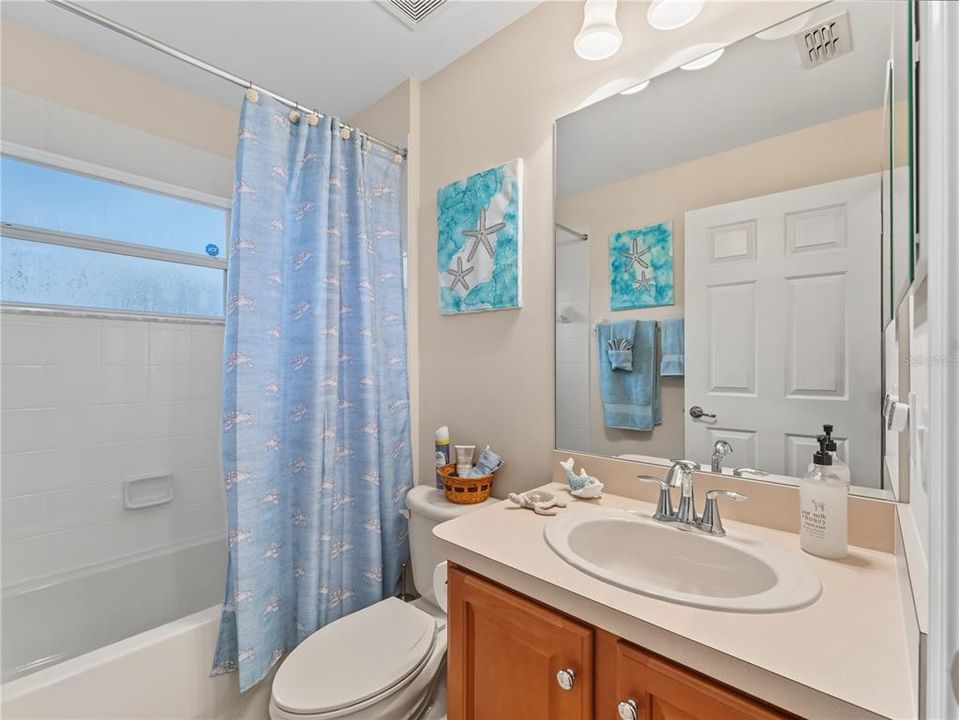 For Sale: $310,000 (3 beds, 2 baths, 1716 Square Feet)
