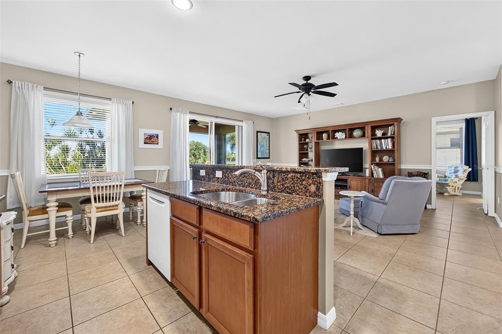 For Sale: $325,000 (3 beds, 2 baths, 1557 Square Feet)