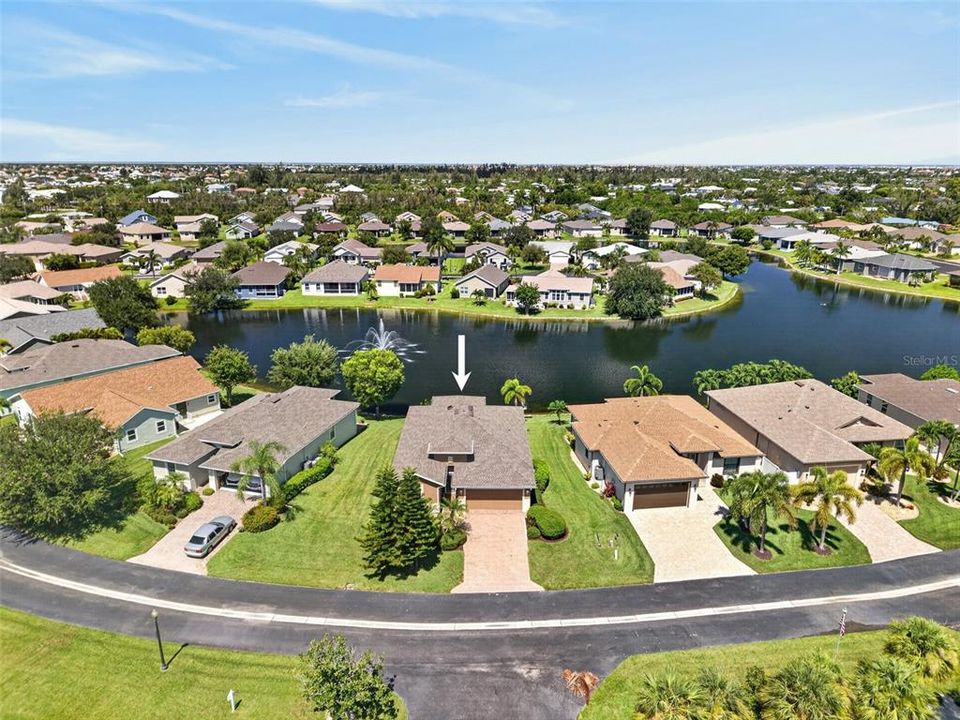 For Sale: $325,000 (3 beds, 2 baths, 1557 Square Feet)