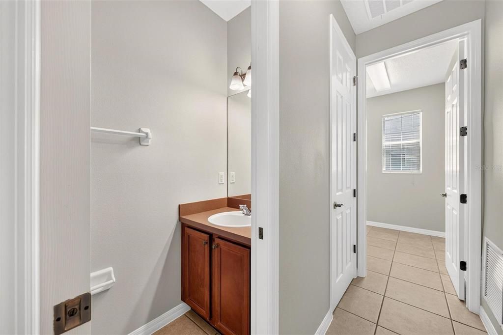 Active With Contract: $325,000 (4 beds, 2 baths, 1923 Square Feet)