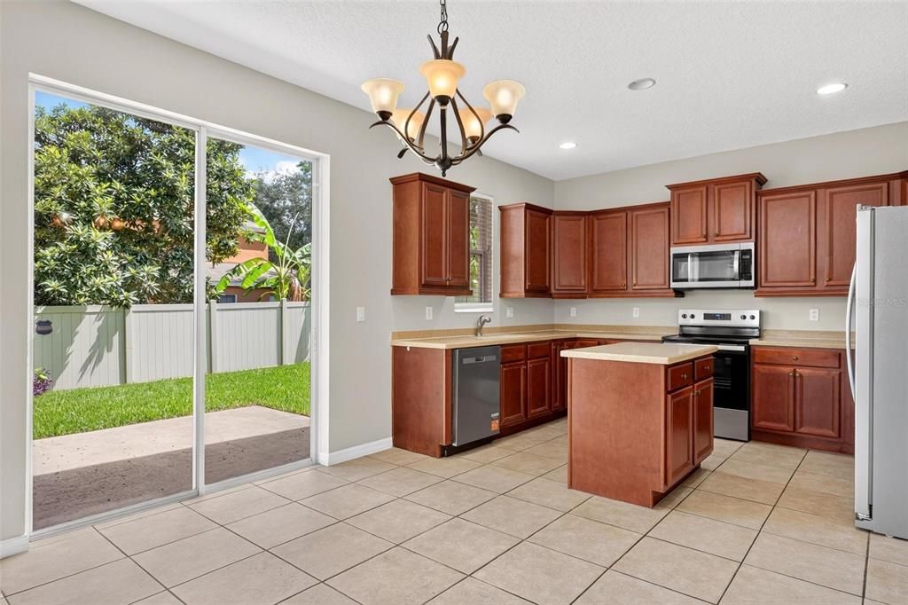Active With Contract: $325,000 (4 beds, 2 baths, 1923 Square Feet)