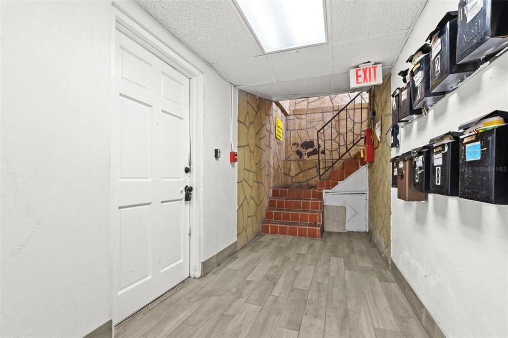 For Rent: $1,045 (1 beds, 1 baths, 500 Square Feet)