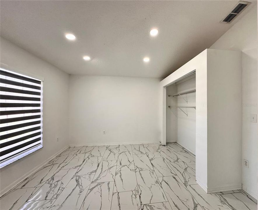 For Sale: $360,000 (4 beds, 2 baths, 1667 Square Feet)