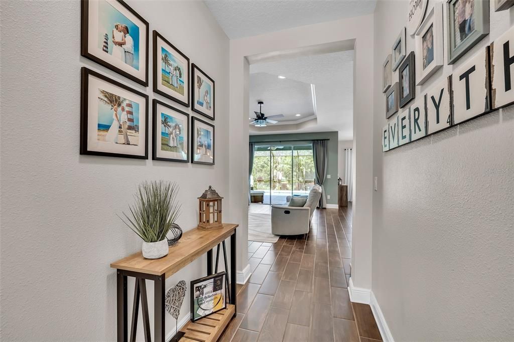For Sale: $524,900 (3 beds, 3 baths, 2085 Square Feet)