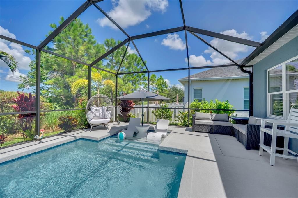 For Sale: $524,900 (3 beds, 3 baths, 2085 Square Feet)