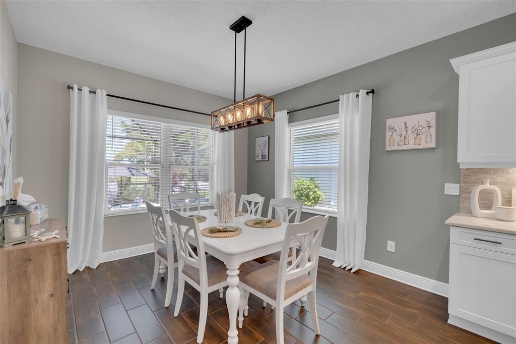 For Sale: $524,900 (3 beds, 3 baths, 2085 Square Feet)