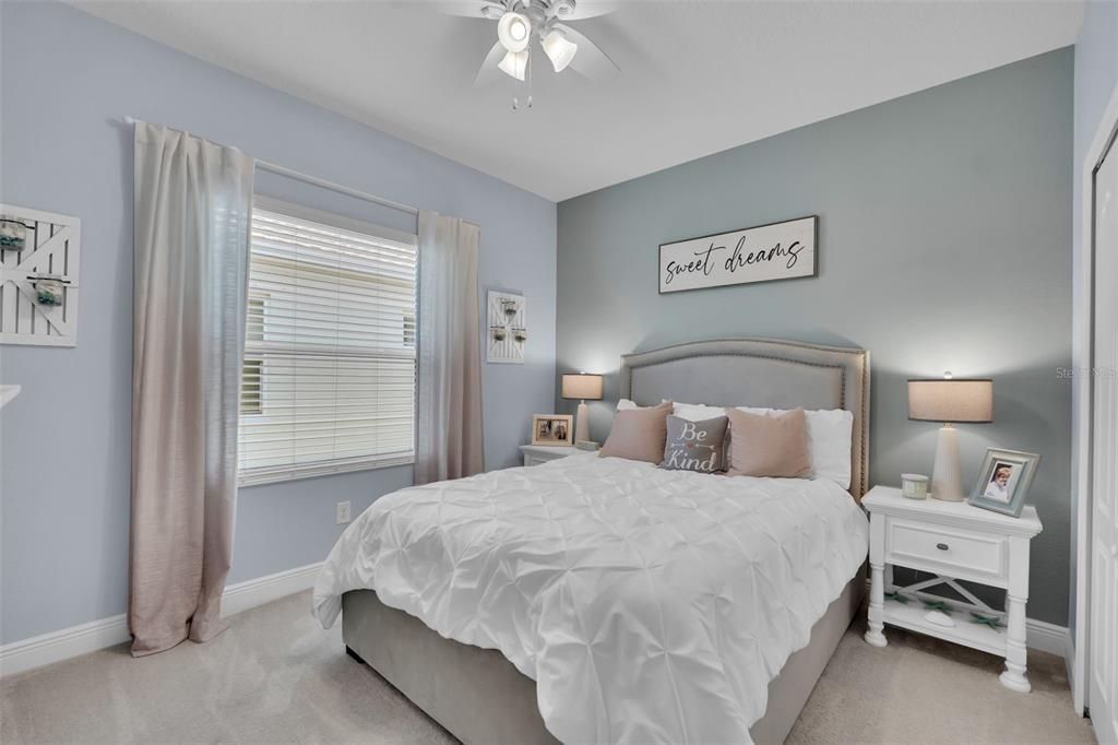 For Sale: $524,900 (3 beds, 3 baths, 2085 Square Feet)