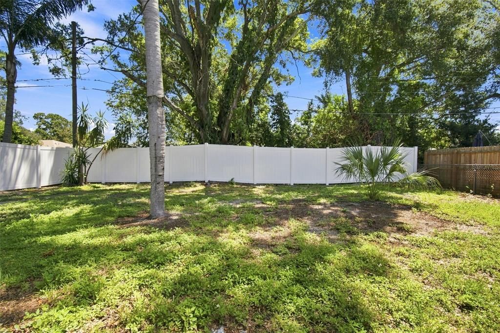 En Venta: $449,900 (3 camas, 2 baños, 1687 Pies cuadrados)