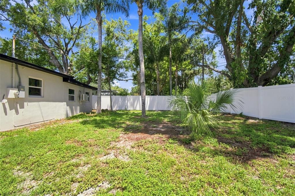 En Venta: $449,900 (3 camas, 2 baños, 1687 Pies cuadrados)