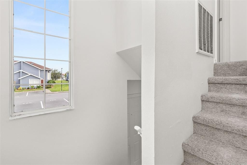 En Venta: $275,000 (4 camas, 3 baños, 1748 Pies cuadrados)