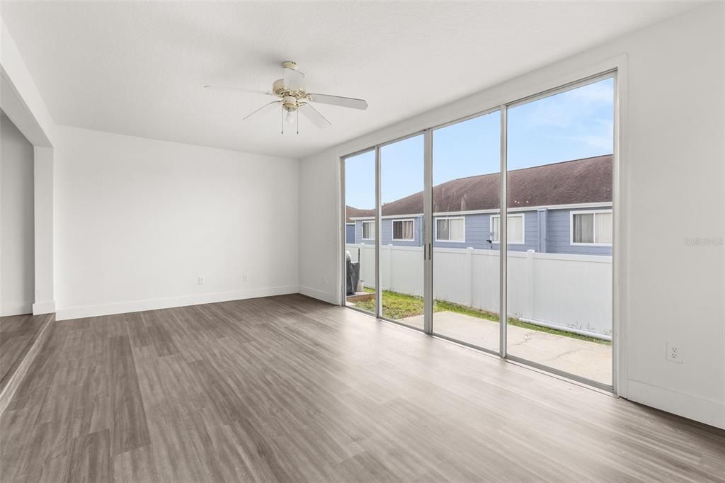 En Venta: $275,000 (4 camas, 3 baños, 1748 Pies cuadrados)