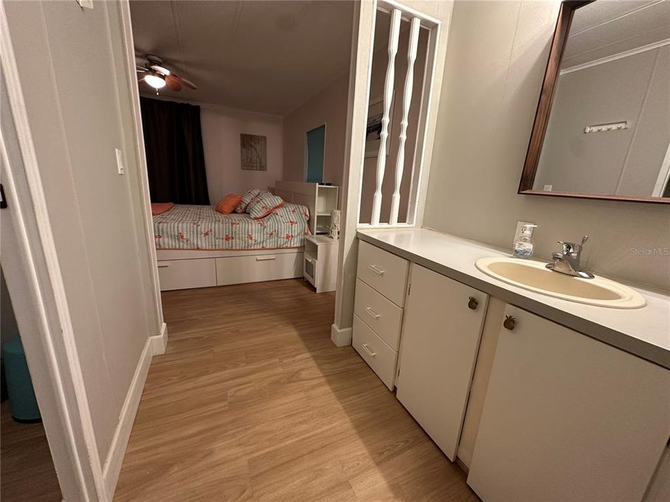 For Rent: $1,495 (2 beds, 2 baths, 900 Square Feet)