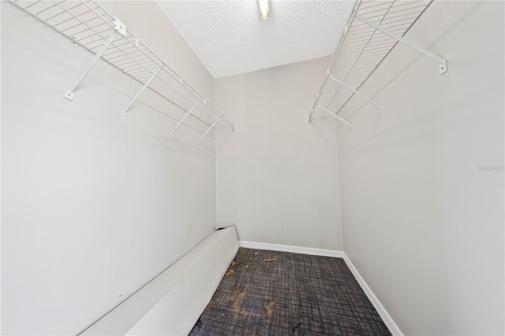 For Sale: $175,000 (2 beds, 2 baths, 1288 Square Feet)