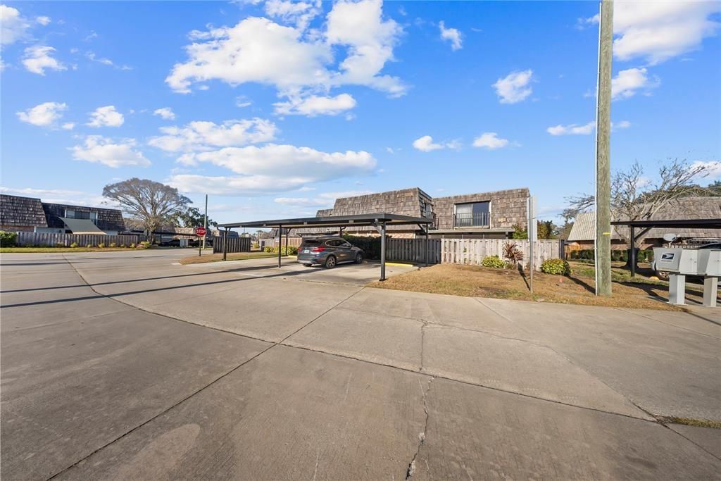 For Sale: $175,000 (2 beds, 2 baths, 1288 Square Feet)