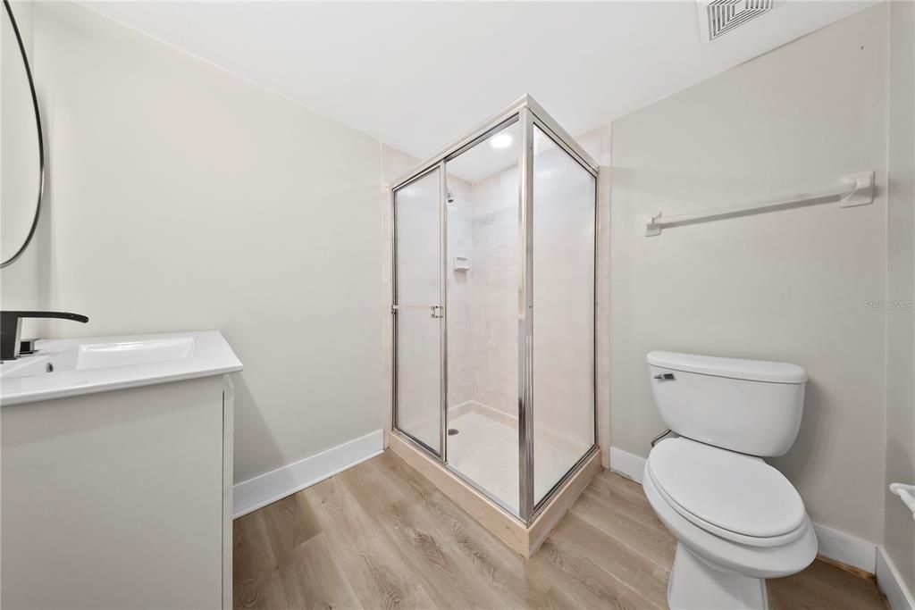 For Sale: $175,000 (2 beds, 2 baths, 1288 Square Feet)
