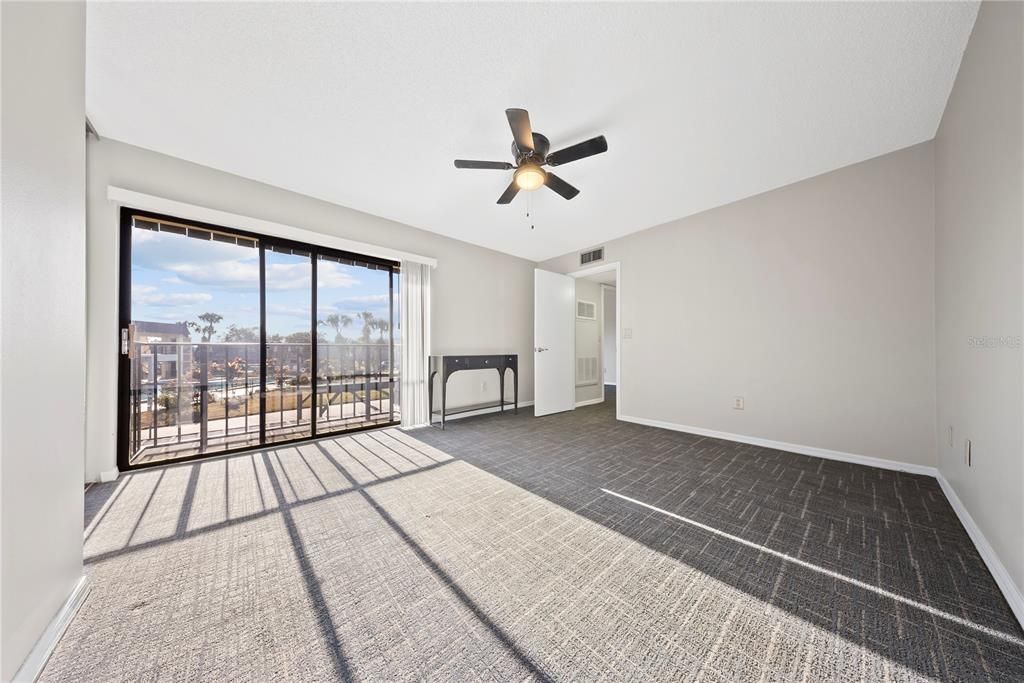 For Sale: $175,000 (2 beds, 2 baths, 1288 Square Feet)