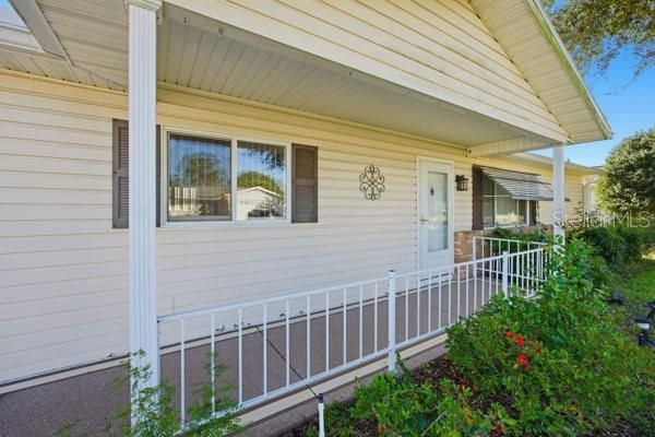 For Rent: $1,950 (2 beds, 2 baths, 1118 Square Feet)