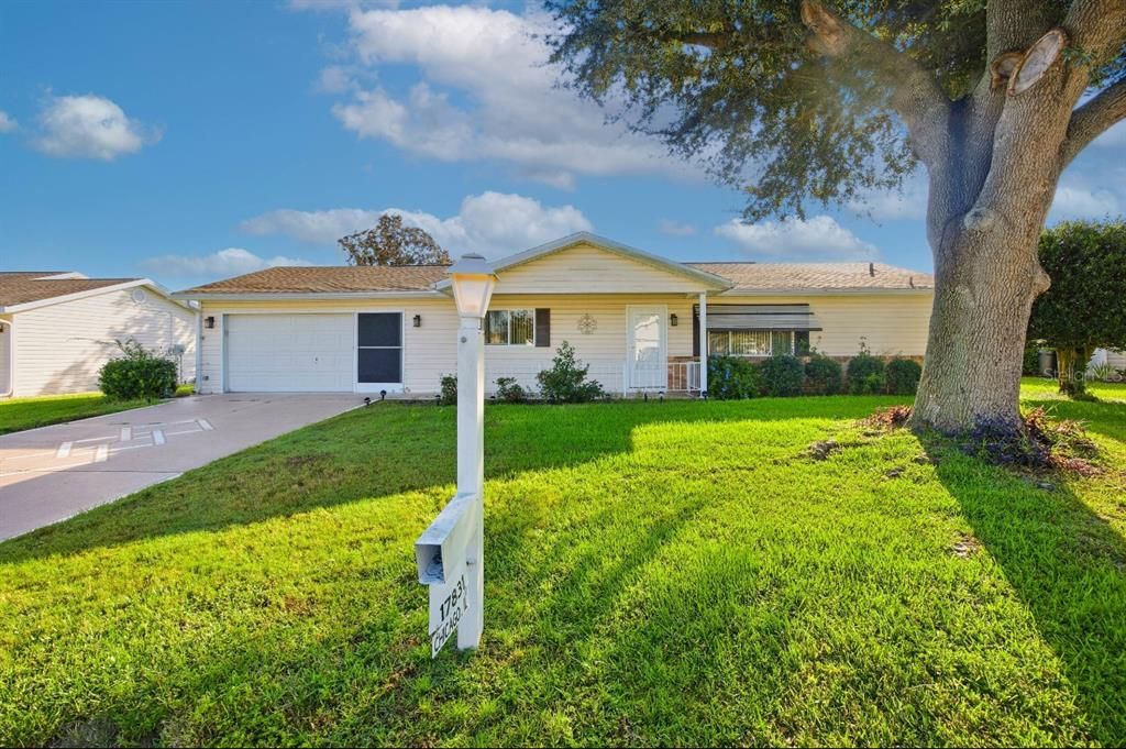 For Rent: $1,950 (2 beds, 2 baths, 1118 Square Feet)