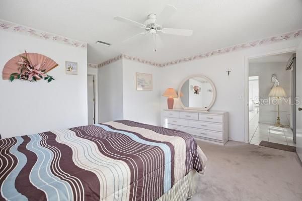 For Rent: $1,950 (2 beds, 2 baths, 1118 Square Feet)