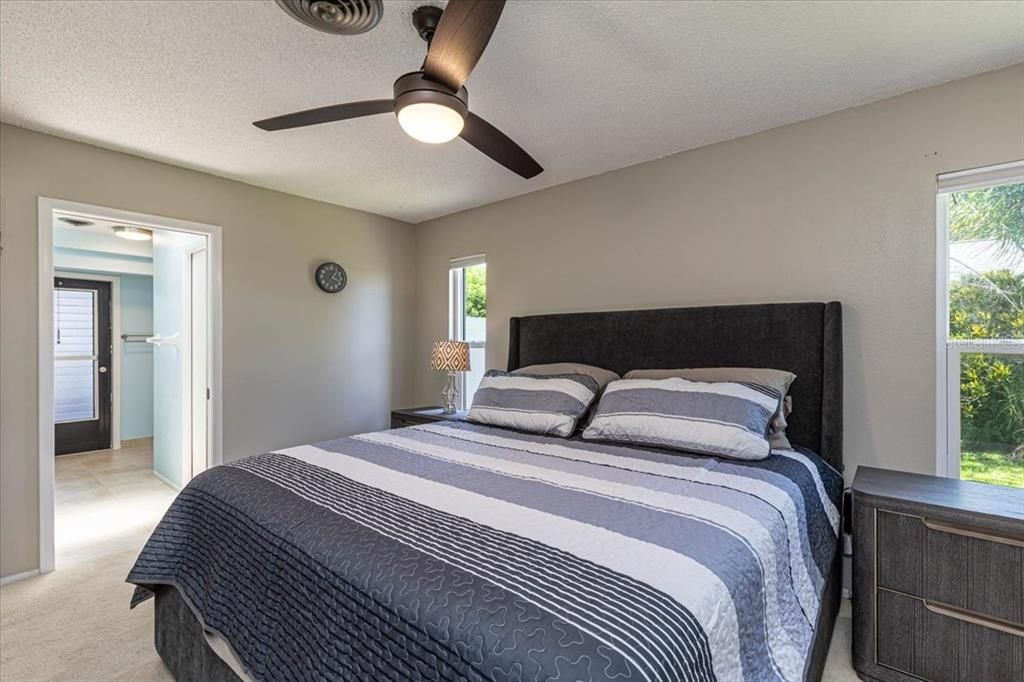 For Rent: $3,450 (3 beds, 2 baths, 1676 Square Feet)