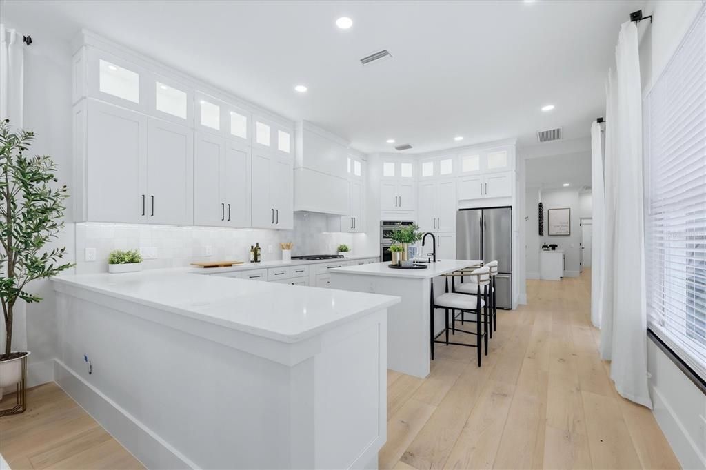 For Sale: $1,495,000 (3 beds, 3 baths, 2556 Square Feet)