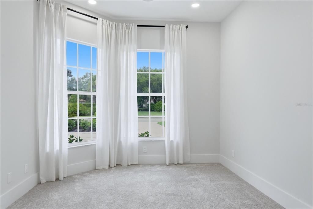 For Sale: $1,495,000 (3 beds, 3 baths, 2556 Square Feet)